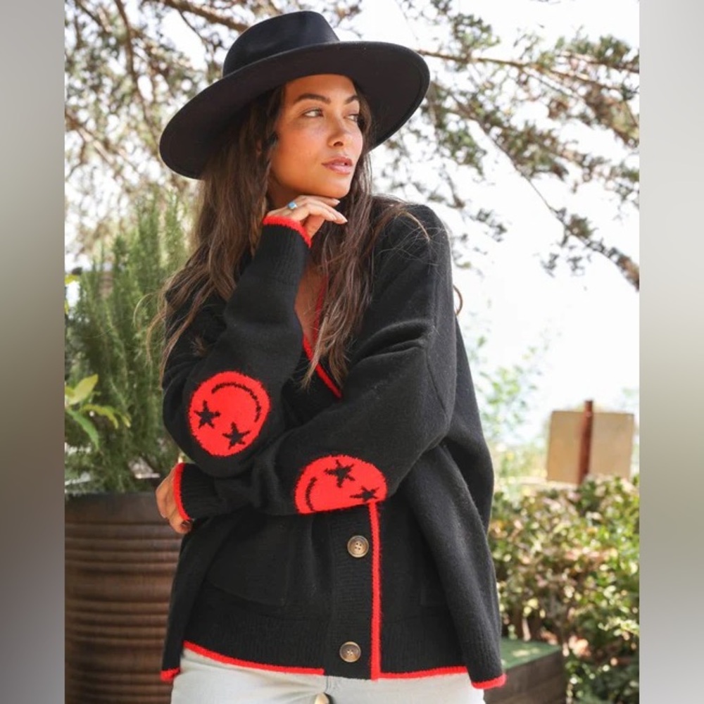 ❤️🖤❤️🖤 Black & red cardigan with smiley elbows!! Size L! BNWT! She is cute! 😀